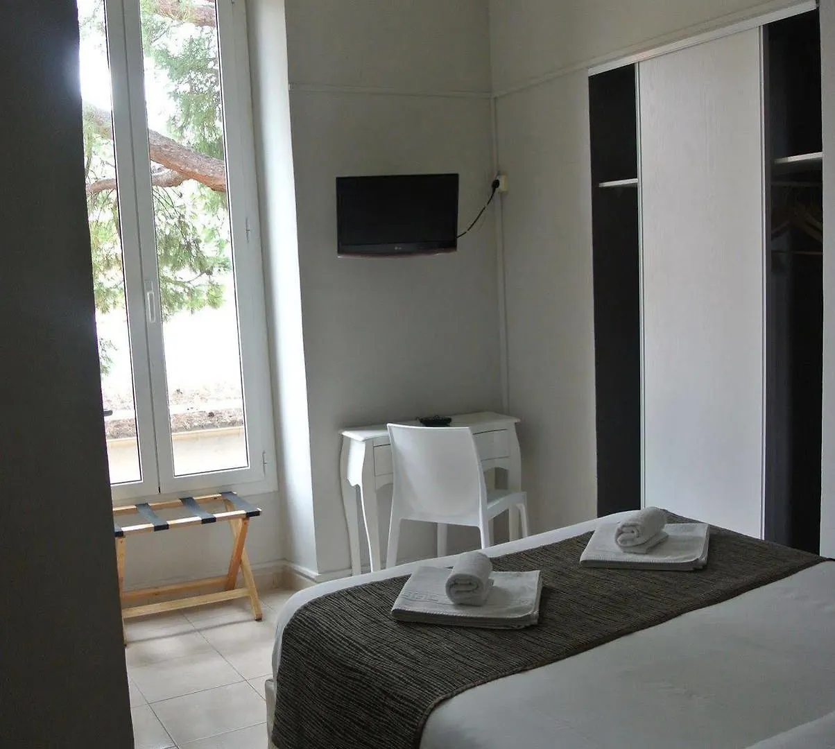 Hotel Danemark Nice 2*,